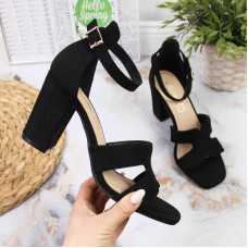 Inny Black sandals on the eVento W EVE344B post (38)