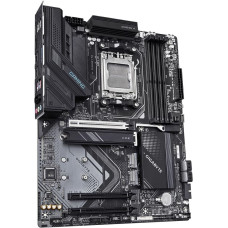 Gigabyte Mainboard|GIGABYTE|AMD X870|SAM5|ATX|Memory DDR5|Memory slots 4|3xPCI-Express 16x|2xM.2|1xHDMI|1xAudio-In|1xAudio-Out|1xMicrophone|4xUSB 3.2|2xUSB-C|1xRJ45|X870GAMINGWF6